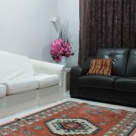 Assalam Homestay 세리 이스칸다르 외부 사진