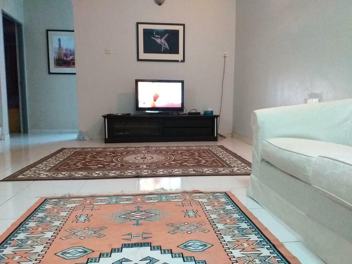 Assalam Homestay 세리 이스칸다르 외부 사진